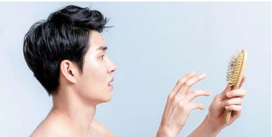 [건강한 가족]영양소 섭취, 꼼꼼한 세정, 레이저 자극으로 빠지는 머리카락 붙잡아요